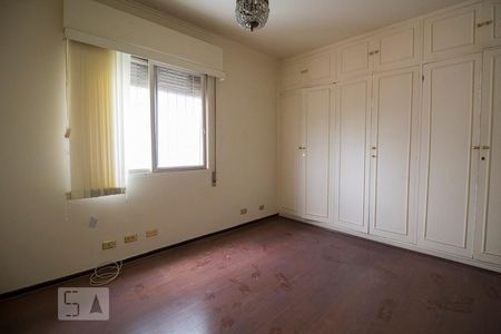 Apartamento à venda com 180m², 3 quartos e 2 vagas Apartamento à venda com 180m², 3 quartos e 2 vagasQuarto 2