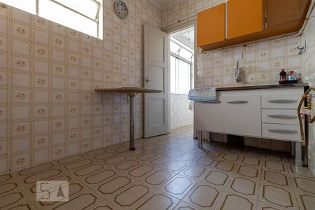 Apartamento à venda com 82m², 3 quartos e sem vaga Apartamento à venda com 82m², 3 quartos e sem vagaCozinha