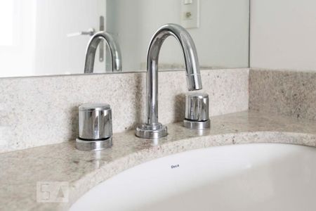 Apartamento para alugar com 71m², 3 quartos e 1 vagaQuarto 3 - Suíte/ Banheiro (Torneira)