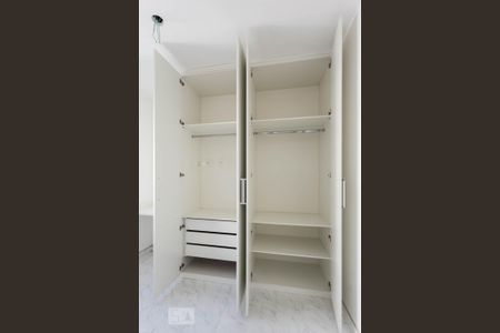 Apartamento à venda com 105m², 3 quartos e 2 vagasQuarto 1