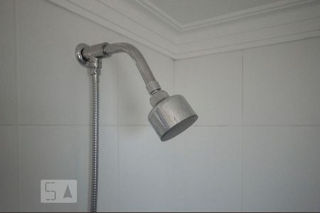 Apartamento para alugar com 63m², 2 quartos e 2 vagasDetalhe Banheiro