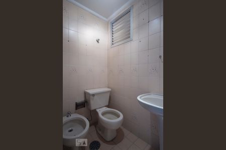 Banheiro de apartamento para alugar com 2 quartos, 70m² em Vila Monte Alegre, São Paulo