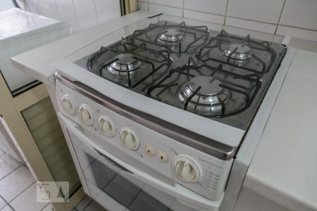 Apartamento à venda com 98m², 3 quartos e 2 vagasCozinha