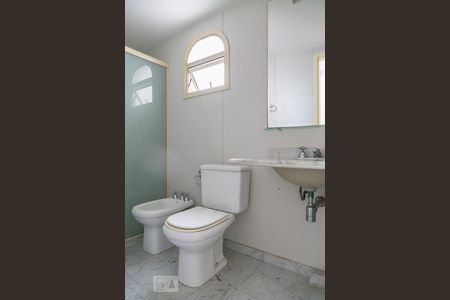 Apartamento à venda com 98m², 3 quartos e 2 vagasBanheiro do Quarto 3 (suite)