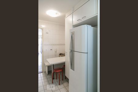 Apartamento à venda com 98m², 3 quartos e 2 vagasCozinha