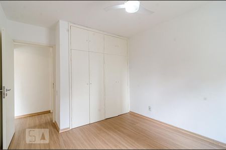 Apartamento à venda com 56m², 1 quarto e 2 vagasQuarto