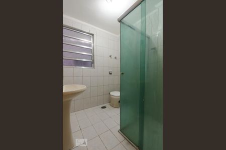 Banheiro de apartamento para alugar com 2 quartos, 70m² em Barra Funda, São Paulo