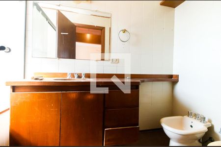 Apartamento à venda com 175m², 3 quartos e 4 vagasBanheiro da Suíte 3