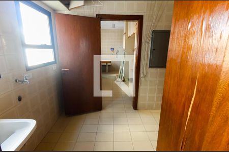 Apartamento à venda com 175m², 3 quartos e 4 vagasDetalhe da area de serviço