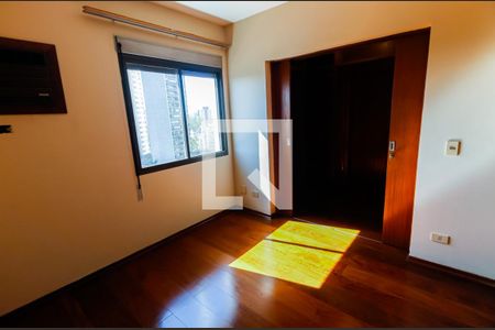 Apartamento à venda com 175m², 3 quartos e 4 vagasSuíte 3