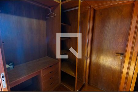 Apartamento à venda com 175m², 3 quartos e 4 vagasCloset da suíte 3