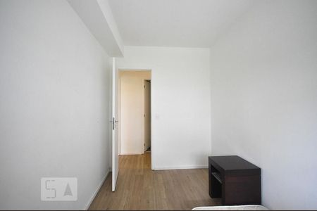 Apartamento para alugar com 74m², 2 quartos e 2 vagasquarto