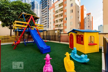 Apartamento para alugar com 80m², 3 quartos e 1 vaga Apartamento para alugar com 80m², 3 quartos e 1 vagaÁrea Comum - Playground