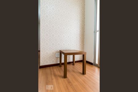 Apartamento para alugar com 80m², 3 quartos e 1 vaga Apartamento para alugar com 80m², 3 quartos e 1 vagaSala