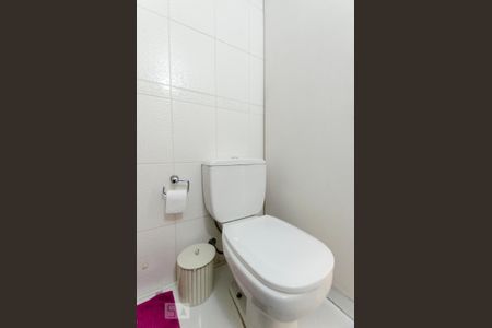 Banheiro de apartamento à venda com 3 quartos, 105m² em Vila Ipojuca, São Paulo