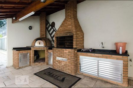 Apartamento à venda com 105m², 3 quartos e 1 vaga Apartamento à venda com 105m², 3 quartos e 1 vagaChurrasqueira