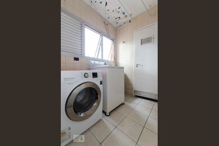 Apartamento à venda com 105m², 3 quartos e 1 vaga Apartamento à venda com 105m², 3 quartos e 1 vagaÁrea de serviço