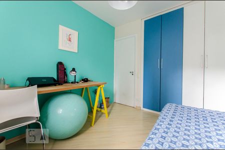 Quarto de apartamento à venda com 3 quartos, 105m² em Vila Ipojuca, São Paulo