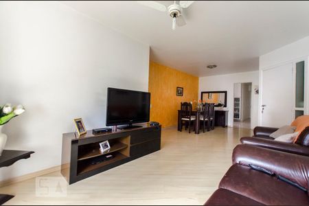 Sala de apartamento à venda com 3 quartos, 105m² em Vila Ipojuca, São Paulo