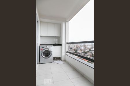 Varanda de kitnet/studio para alugar com 1 quarto, 39m² em Cambuci, São Paulo