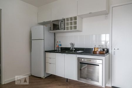 Cozinha de kitnet/studio para alugar com 1 quarto, 39m² em Cambuci, São Paulo