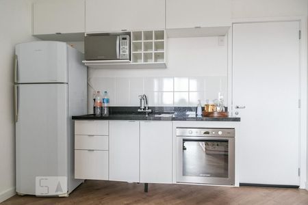 Studio para alugar com 39m², 1 quarto e 1 vaga Studio para alugar com 39m², 1 quarto e 1 vagaCozinha