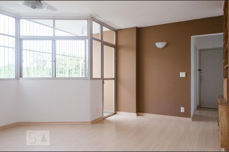 Apartamento à venda com 62m², 1 quarto e 1 vaga Apartamento à venda com 62m², 1 quarto e 1 vagaSala