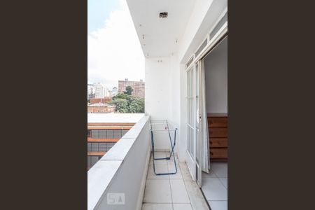 Varanda de kitnet/studio para alugar com 1 quarto, 33m² em Vila Buarque, São Paulo