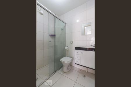 Studio para alugar com 33m², 1 quarto e sem vaga Studio para alugar com 33m², 1 quarto e sem vagaBanheiro