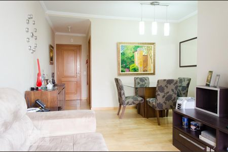 Sala de apartamento à venda com 3 quartos, 89m² em Vila Itapura, Campinas