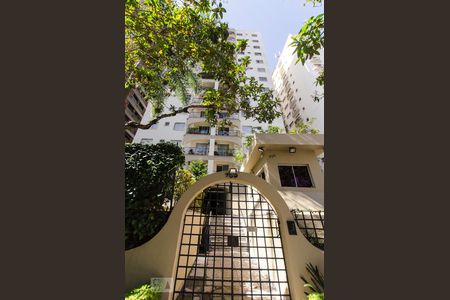 Apartamento para alugar com 50m², 1 quarto e 1 vaga Apartamento para alugar com 50m², 1 quarto e 1 vagaFachada