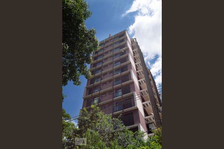Apartamento à venda com 57m², 2 quartos e 1 vaga Apartamento à venda com 57m², 2 quartos e 1 vagaFachada