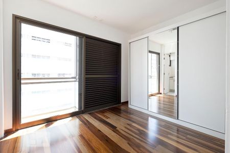 Apartamento à venda com 57m², 2 quartos e 1 vaga Apartamento à venda com 57m², 2 quartos e 1 vagaSuíte