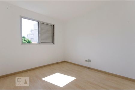 Apartamento para alugar com 70m², 2 quartos e 1 vagaQuarto 2