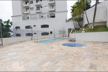 Apartamento para alugar com 70m², 2 quartos e 1 vagaPiscina