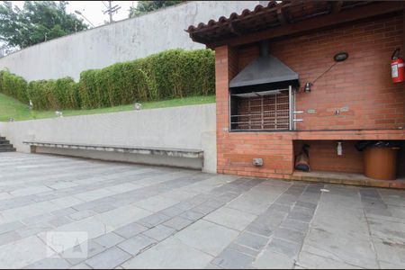 Apartamento para alugar com 70m², 2 quartos e 1 vagaCHurrasqueira