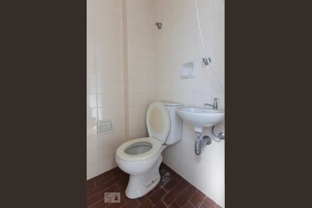 Apartamento para alugar com 70m², 2 quartos e 1 vagaBanheiro de serviço