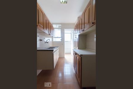 Apartamento para alugar com 70m², 2 quartos e 1 vagaCozinha