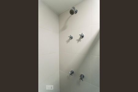 Banheiro da suíte de kitnet/studio à venda com 1 quarto, 33m² em Brooklin Paulista, São Paulo