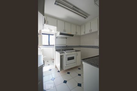 Apartamento para alugar com 100m², 2 quartos e 2 vagas Apartamento para alugar com 100m², 2 quartos e 2 vagasCozinha