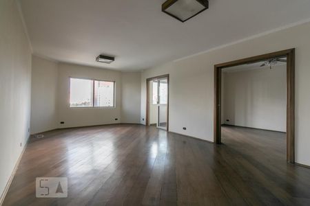 Apartamento para alugar com 165m², 3 quartos e 3 vagasSala