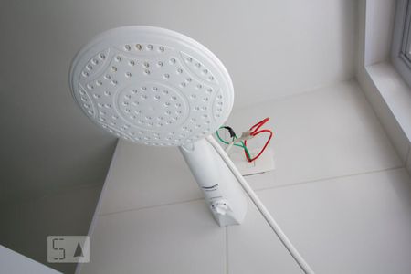 Chuveiro de kitnet/studio para alugar com 1 quarto, 26m² em Bela Vista, São Paulo