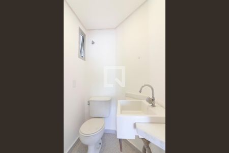 Banheiro de apartamento para alugar com 2 quartos, 56m² em Sumarezinho, São Paulo