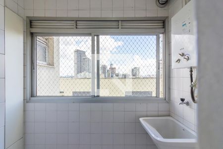 Área de Serviço de apartamento para alugar com 2 quartos, 56m² em Sumarezinho, São Paulo