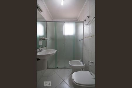 Banheiro de apartamento para alugar com 1 quarto, 51m² em Jardim Paulista, São Paulo
