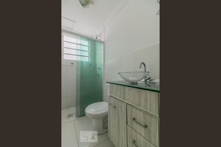 Banheiro de apartamento para alugar com 2 quartos, 49m² em Planalto, São Bernardo do Campo