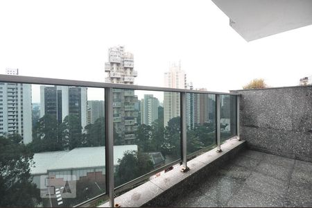 varanda de kitnet/studio à venda com 3 quartos, 125m² em Vila Andrade, São Paulo