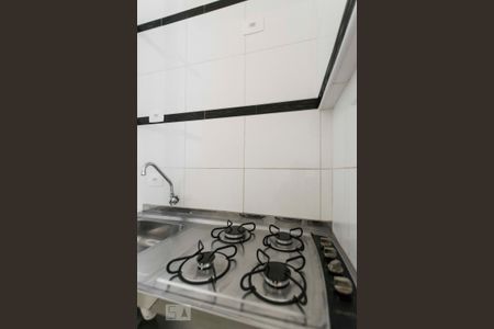 Cozinha (Fogão) de kitnet/studio para alugar com 1 quarto, 30m² em Campos Elíseos, São Paulo