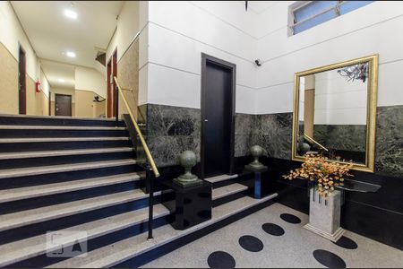 Studio para alugar com 42m², 1 quarto e sem vaga Studio para alugar com 42m², 1 quarto e sem vagaHall social