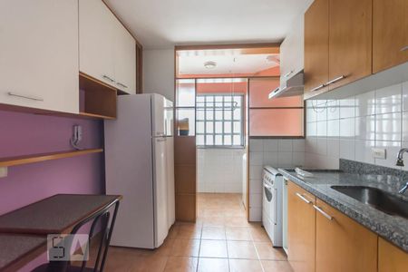Cozinha de apartamento à venda com 2 quartos, 57m² em Bosque da Saúde, São Paulo